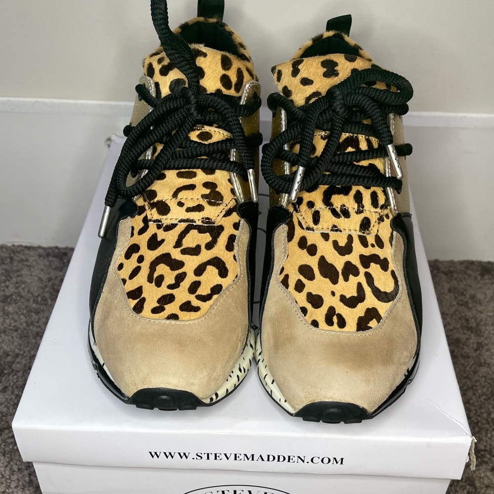 Steve Madden sneakers